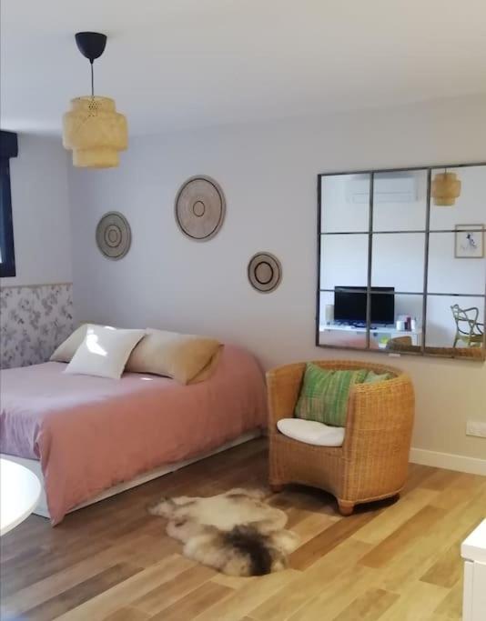 Studio En Rez De Jardin Collobrieres Ngoại thất bức ảnh