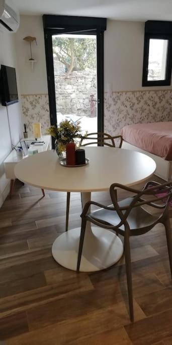 Studio En Rez De Jardin Collobrieres Ngoại thất bức ảnh