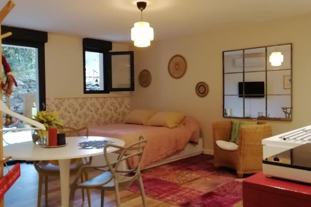 Studio En Rez De Jardin Collobrieres Ngoại thất bức ảnh